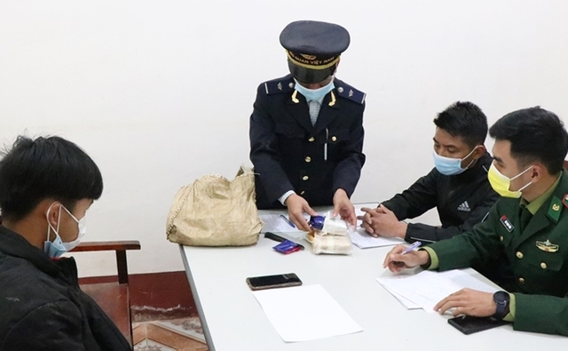 Cục Hải quan tỉnh Điện Biên nỗ lực ngăn chặn ma túy thẩm lậu trên tuyến Tây Bắc- Ảnh 1.