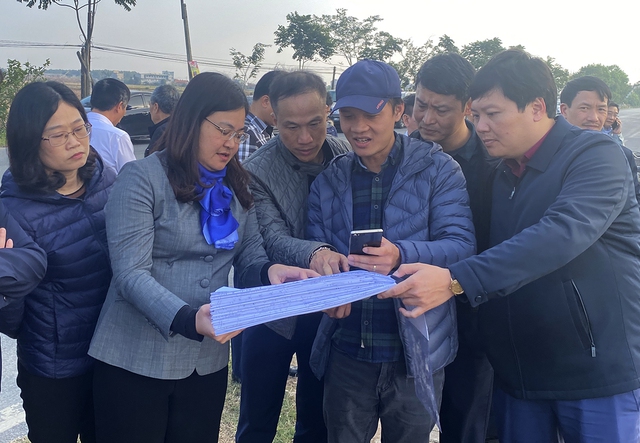 Đốc thúc tiến độ giải phóng mặt bằng các dự án đường dây 500 kV mạch 3 qua địa bàn tỉnh Nam Định- Ảnh 1.