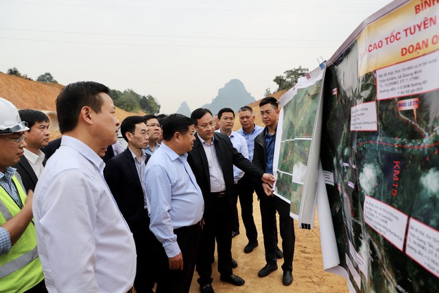 Đốc thúc tiến độ dự án cao tốc Tuyên Quang-Hà Giang ngay từ đầu năm- Ảnh 1.