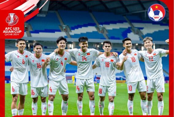 VCK U23 châu Á 2024: Việt Nam thắng trận mở màn, dẫn đầu bảng D- Ảnh 1.